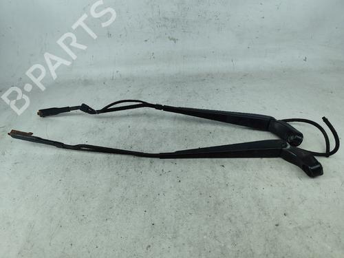 Used Front windshield wiper arm MERCEDES-BENZ VITO / MIXTO Van (W639) 113 CDI (639.601, 639.603, 639.605) (136 hp) 25846313