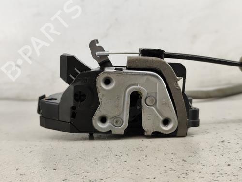 Rear left lock RENAULT CAPTUR II (HF_) TCe 100 (HFMT) 825031538R