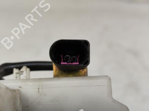 Front left lock SEAT IBIZA II (6K1) 1.4 i 16V | BP25936997C98 