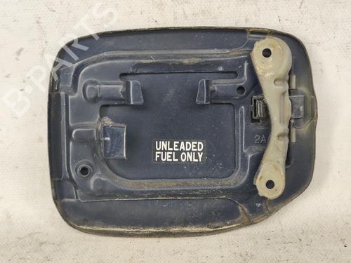 Fuel flap TOYOTA AVENSIS (_T22_) 1.6 i (AT220_, AT220R) | BP26129538C131