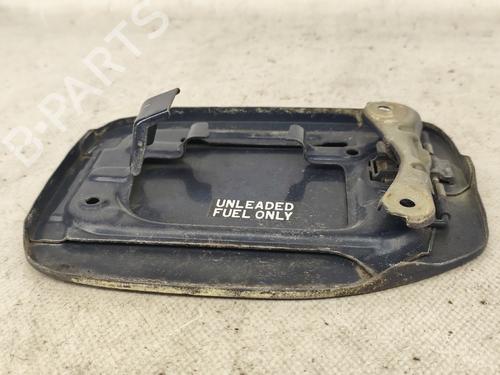 Fuel flap TOYOTA AVENSIS (_T22_) 1.6 i (AT220_, AT220R) | BP26129538C131