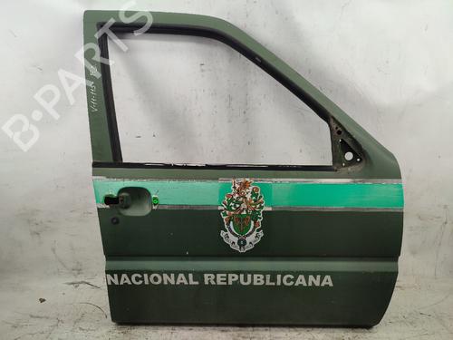 Puerta delantera derecha NISSAN TERRANO II (R20) 2.7 TDi 4WD (125 hp) 26300806