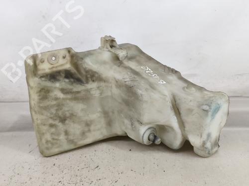 Windscreen washer tank MERCEDES-BENZ C-CLASS (W202) C 200 CDI (202.134) | BP26318275C113 