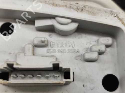 Right taillight VW POLO IV (9N_, 9A_) 1.2 12V | BP26378477C35 