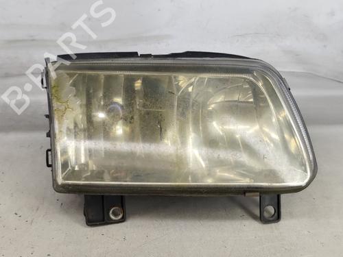 Used Right headlight VW POLO (6N2) 1.0 (50 hp) 26518286