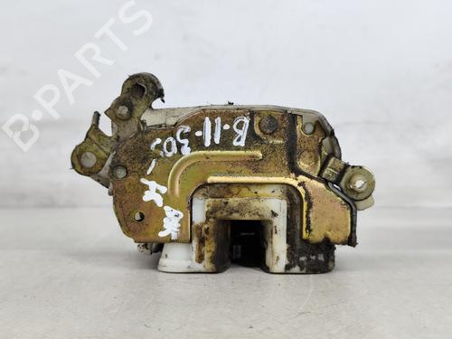 Used Front right lock NISSAN VANETTE CARGO Van (HC 23) 2.3 D (75 hp) 25825637