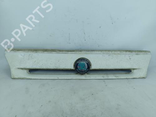 Used Grille SKODA FAVORIT Forman (785) 1.3 (135) (58 hp) 26606428