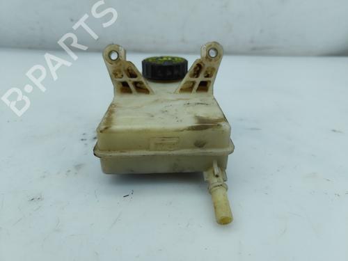 Used Brake fluid reservoir PEUGEOT 5008 (0U_, 0E_) 1.6 HDi (110 hp) 26662267