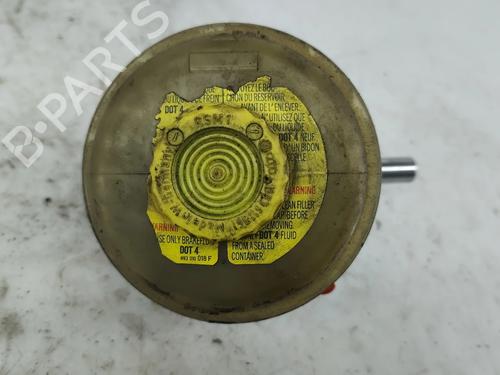 Brake master cylinder AUDI 80 B3 Saloon (893, 894, 8A2) 1.6 | BP27737005M77 
