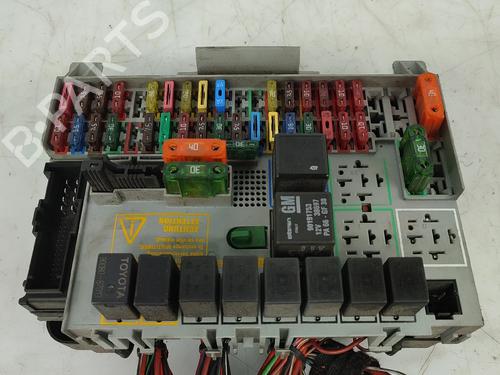 Caja reles / fusibles OPEL ZAFIRA A MPV (T98) 1.6 16V (F75) | BP27738365E1