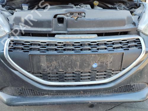 Used Grille PEUGEOT 208 I (CA_, CC_) 1.2 VTI 82 (82 hp) 27739180