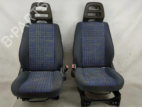 Seats set FIAT PUNTO (176_) 1.7 TD (176AT) DA FRENTE - NÃO REBATÍVEIS