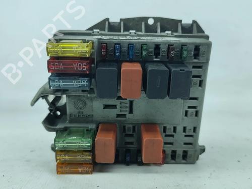 Fuse box FIAT PUNTO (188_) 1.2 60 (188.030, .050, .130, .150, .230, .250) | BP27739889E1