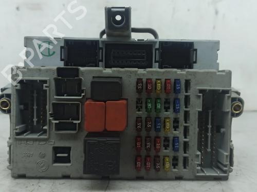 Sikringsdose FIAT PUNTO (188_) 1.2 60 (188.030, .050, .130, .150, .230, .250) (60 hp) 27739846