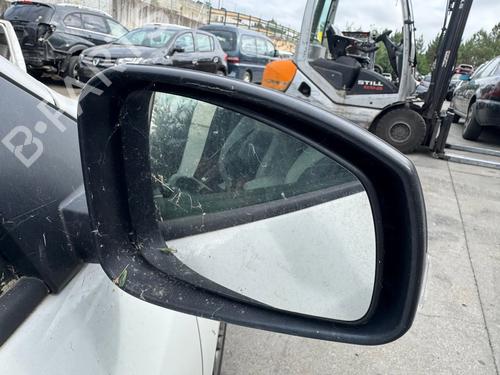 Used Right mirror RENAULT MEGANE III Grandtour (KZ0/1) 1.5 dCi (KZ09, KZ0D, KZ1G, KZ29, KZ14, KZ1W, KZ10, KZ1F,... (110 hp) 27740098