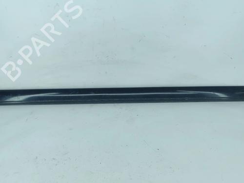 Door moulding trim MERCEDES-BENZ C-CLASS T-Model (S202) C 220 T CDI (202.193) A2026908262