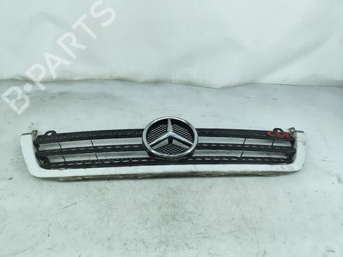 Grille MERCEDES-BENZ SPRINTER 2-t Van (B901, B902) 213 CDI (901.661, 901.662, 902.661, 902.662) A9018800385