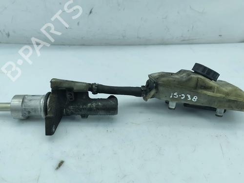 Used Brake master cylinder MERCEDES-BENZ VITO Bus (W639) 115 CDI (639.701, 639.703, 639.705) (150 hp) 27741536