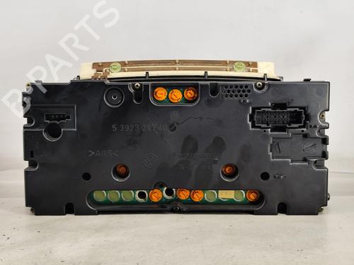 Instrument cluster VW GOLF III (1H1) 1.4 | BP27741968C47 