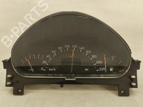 Used Instrument cluster MERCEDES-BENZ A-CLASS (W168) A 140 (168.031, 168.131) (82 hp) 27742539