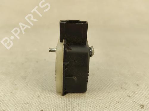 Fuel door actuator VW GOLF PLUS V (5M1, 521) 1.9 TDI | BP27744889E18 