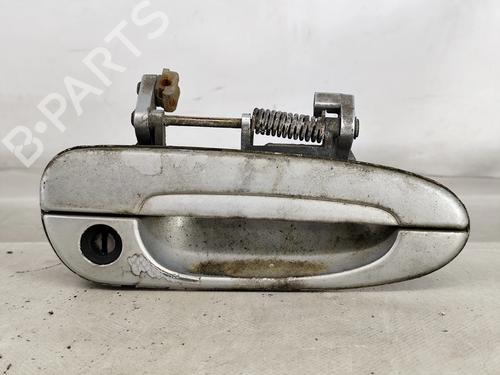 Klamka zewnętrzna drzwi przednich prawych MAZDA 626 IV Hatchback (GE) 2.0 D GLX Comprex (GEFP) N/V