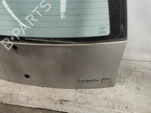 Tailgate FIAT PUNTO (188_) 1.2 16V 80 (188.233, .235, .253, .255, .333, .353, .639,... | BP28133470C6 