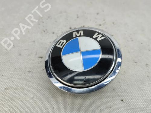 Używane Klamka klapy tylnej / bagażnika BMW 1 (E87) 118 d (143 hp) 28142483