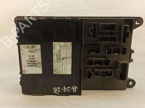 Fuse box LAND ROVER FREELANDER I (L314) 2.0 DI 4x4 | BP26662479E1 
