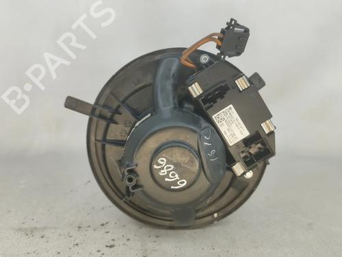 Heater blower motor VW GOLF VI Variant (AJ5) 1.6 TDI | BP28212438M62 