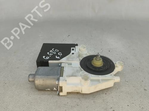 Right front window motor VW GOLF VI Variant (AJ5) 1.6 TDI 1K5837402AS
