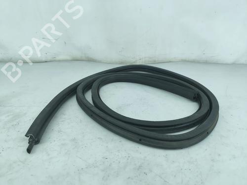 Rubber door seal VW GOLF VI Variant (AJ5) 1.6 TDI 1K5867911
