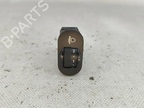 Switch FORD MONDEO II Saloon (BFP) 1.6 i REGULAR FAROIS