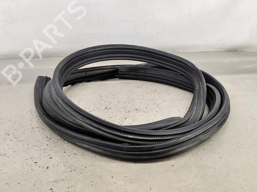Rubber door seal VW JETTA II (19E, 1G2, 165) 1.8 | BP28315703C142 