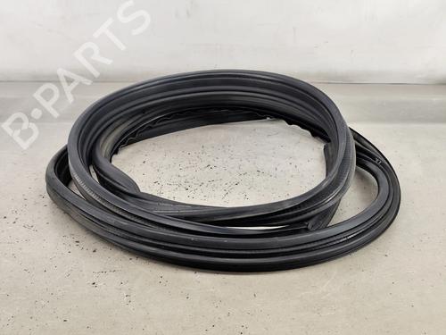 Rubber door seal VW JETTA II (19E, 1G2, 165) 1.8 | BP28315703C142 