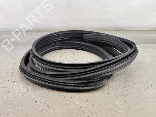 Rubber door seal VW JETTA II (19E, 1G2, 165) 1.8 N/V