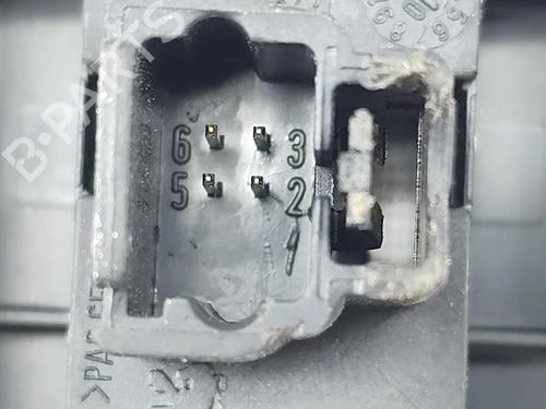 Interrupteur de vitre avant droite PEUGEOT 307 Break (3E) 1.6 16V | BP28043887I26 