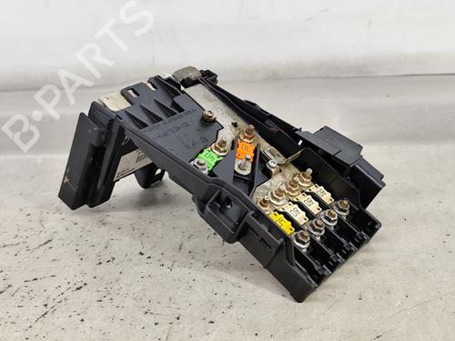 Boîte à Fusibles PEUGEOT 5008 (0U_, 0E_) 1.6 HDi (110 hp) 28315681