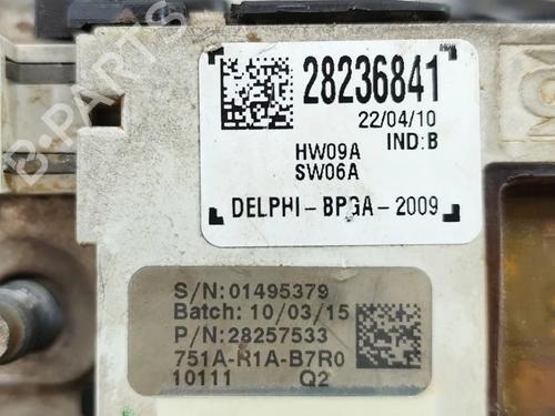 Fuse box PEUGEOT 5008 (0U_, 0E_) 1.6 HDi | BP28315681E1