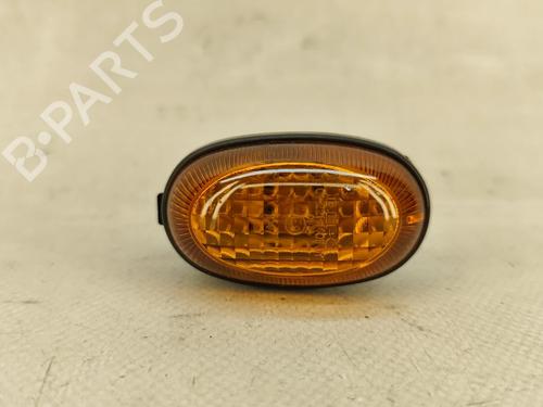 Used Right front indicator HYUNDAI ACCENT I (X-3) 1.3 i 12V (84 hp) 26491337