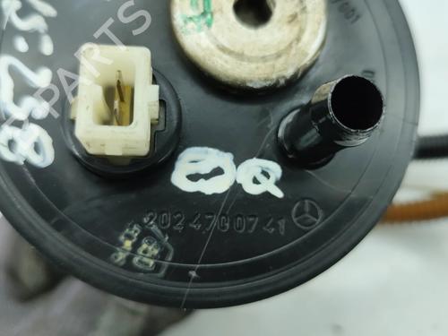Fuel pump MERCEDES-BENZ C-CLASS (W202) C 200 CDI (202.134) | BP26318269M76 