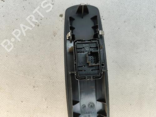 Høyre Foran elrute bryter RENAULT MEGANE III Hatchback (BZ0/1_, B3_) 1.5 dCi (BZ09, BZ0D, BZ1W, BZ29, BZ14) | BP28426472I26 