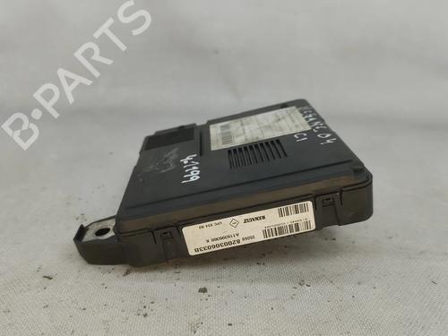 Fuse box RENAULT SCÉNIC III (JZ0/1_) 1.9 dCi (JZ0J, JZ1J, JZ1K, JZ1S) | BP28426602E1