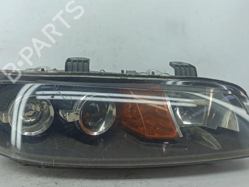 Right headlight FIAT PUNTO (188_) 1.9 DS 60 (188.031, .051, .231, .251) 89100448