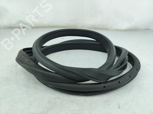 Rubber door seal MERCEDES-BENZ A-CLASS (W176) A 45 AMG 4-matic (176.052) | BP28571350C142 
