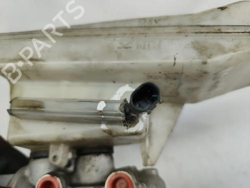 Brake master cylinder MERCEDES-BENZ A-CLASS (W176) A 45 AMG 4-matic (176.052) | BP28571369M77 