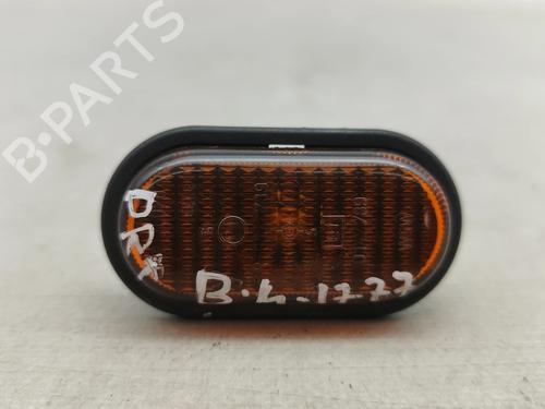 Right front indicator RENAULT MEGANE I Classic (LA0/1_) 1.9 dCi (LA05, LA1F) LARANJA