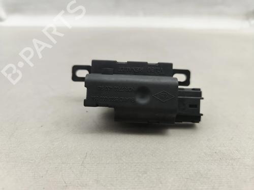Schloss Heckdeckel RENAULT SCÉNIC I MPV (JA0/1_, FA0_) 1.4 16V (JA0D, JA1H, Ja0W, JA10) | BP28590900C101 