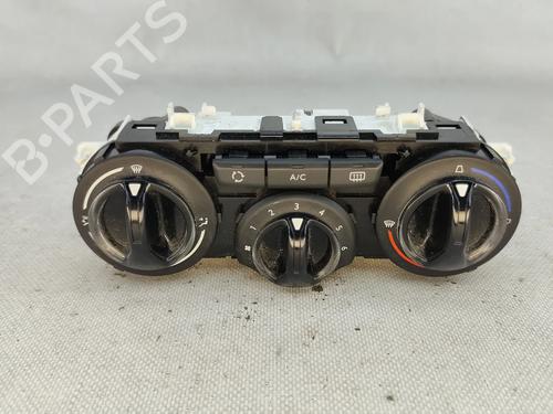 Used Climate control PEUGEOT 208 I (CA_, CC_) 1.4 HDi (68 hp) 28609051