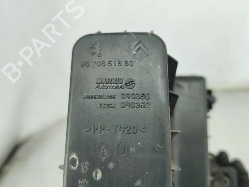 Air filter box PEUGEOT 208 I (CA_, CC_) 1.2 VTI 82 | BP28807244M87